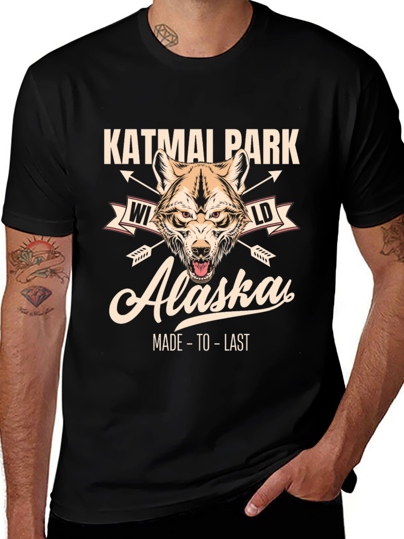 Katmai Park Alaska Wolf Graphic T-Shirt