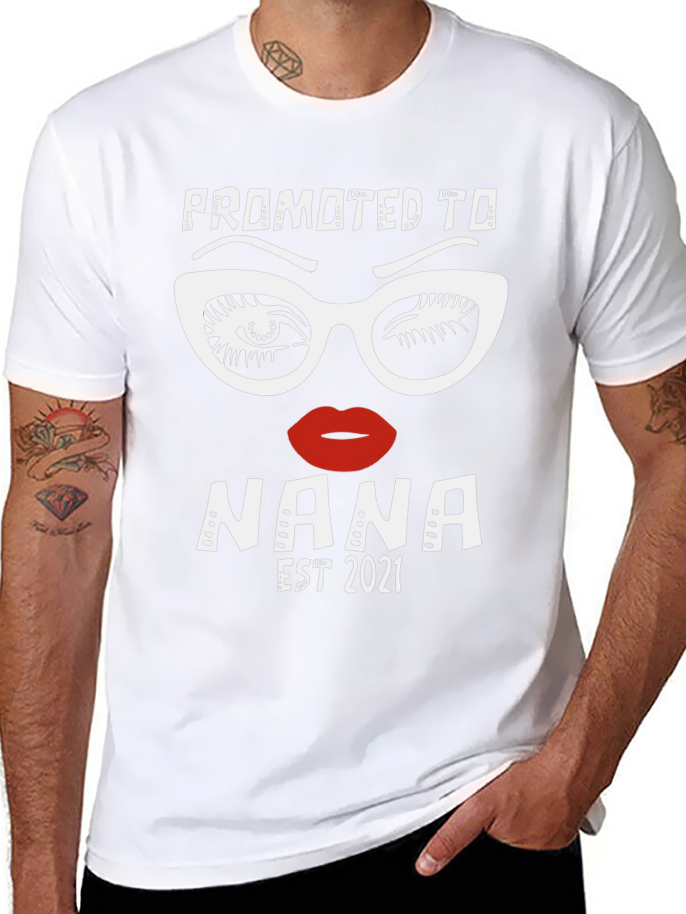 Promoted to Nana Est 2021 Graphic T-Shirt