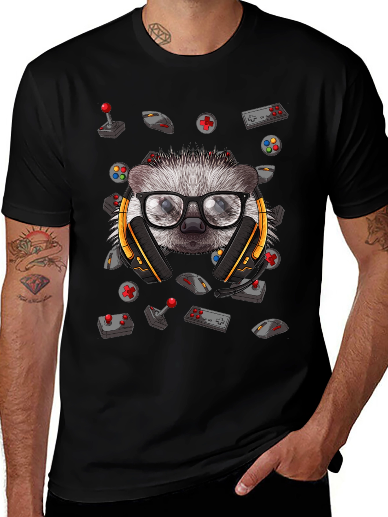 Gamer Hedgehog Graphic Tee - Black Cotton T-Shirt