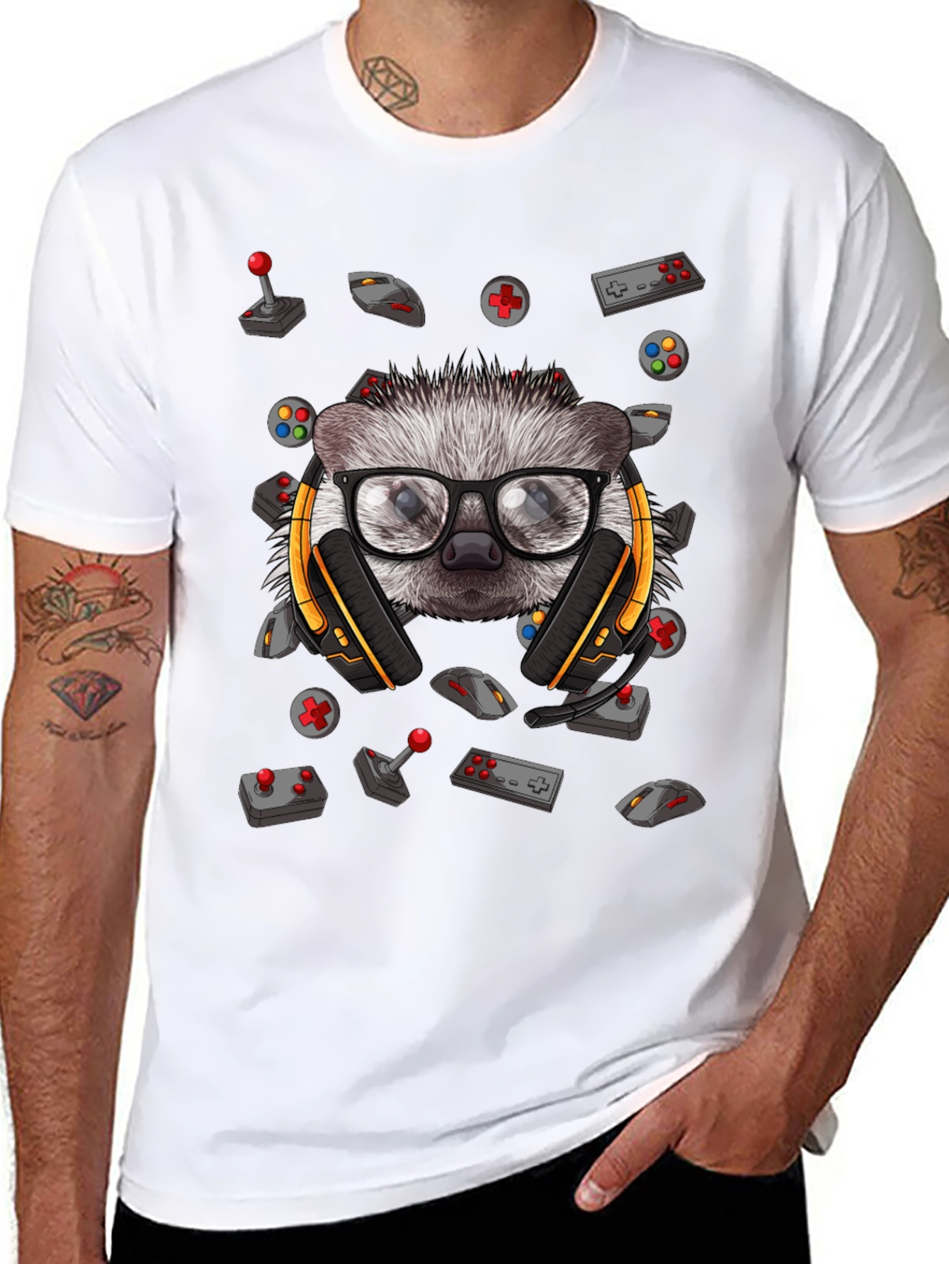 Gamer Hedgehog Graphic Tee - Black Cotton T-Shirt