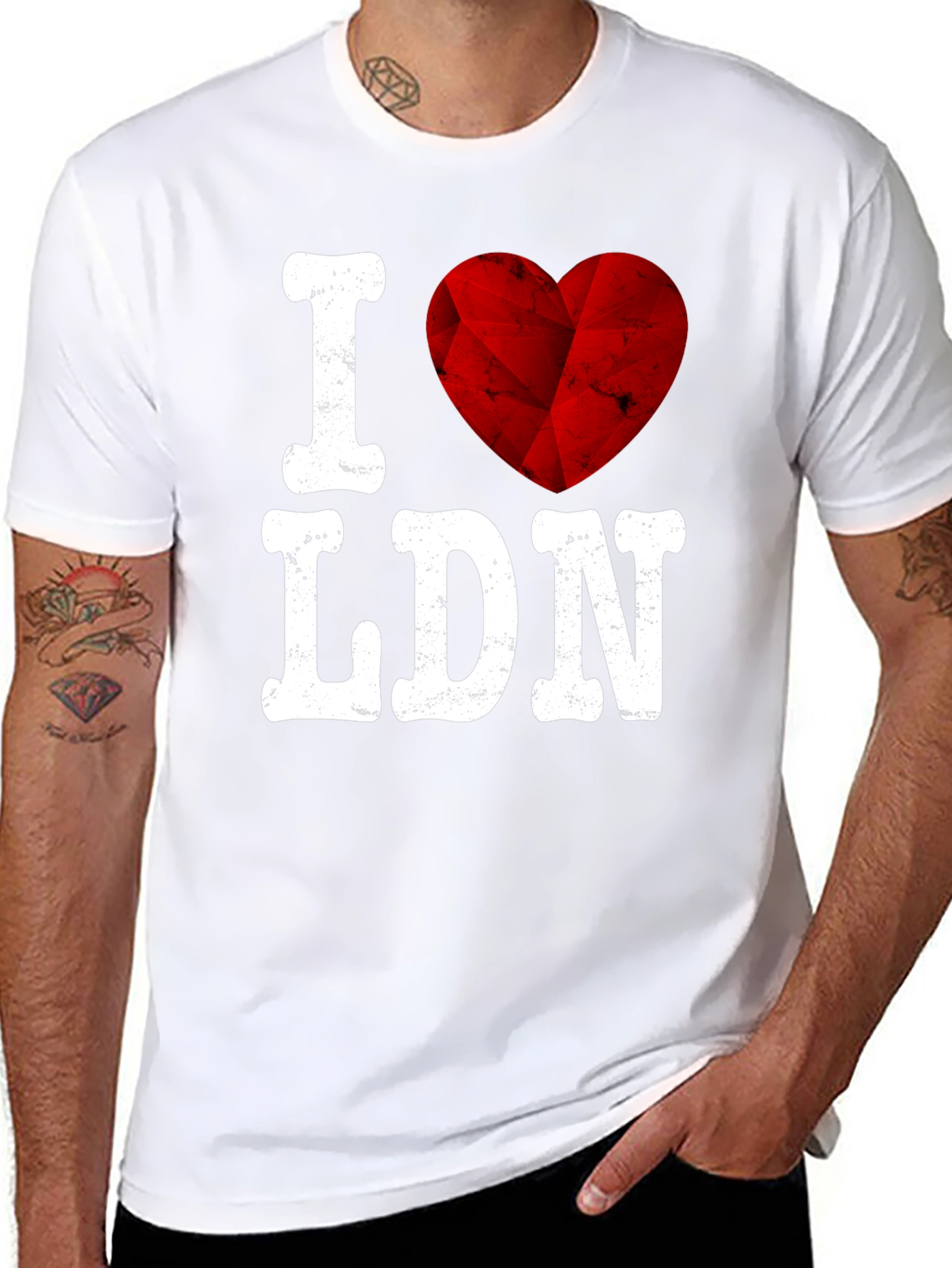 I Love LDN Graphic Tee - Trendy Black T-Shirt