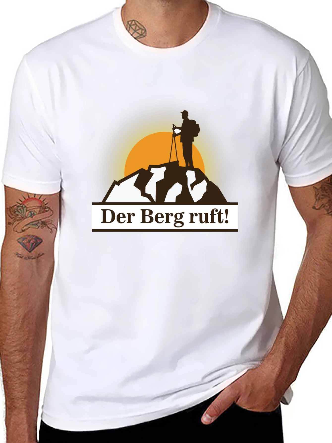 Der Berg Ruft T-Shirt - Hiking & Adventure Tee