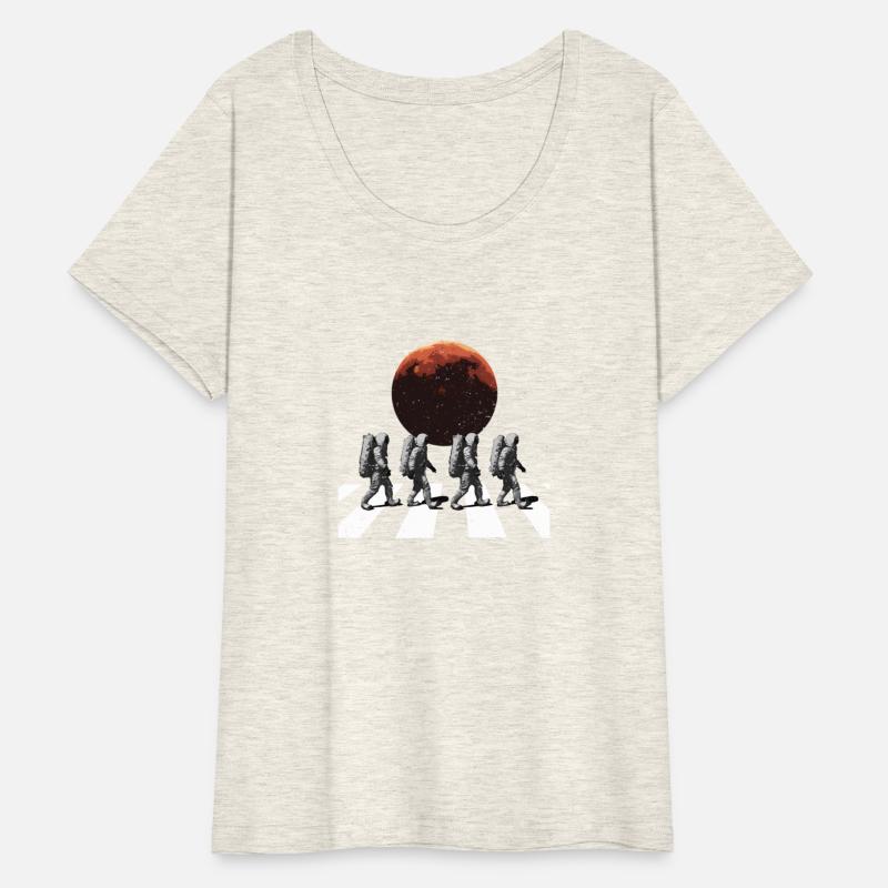 Astronauts In Walking In Space Occupy Mars