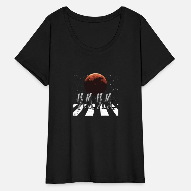 Astronauts In Walking In Space Occupy Mars