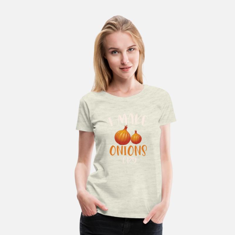 I make onions cry for a Cook Chef Cooking