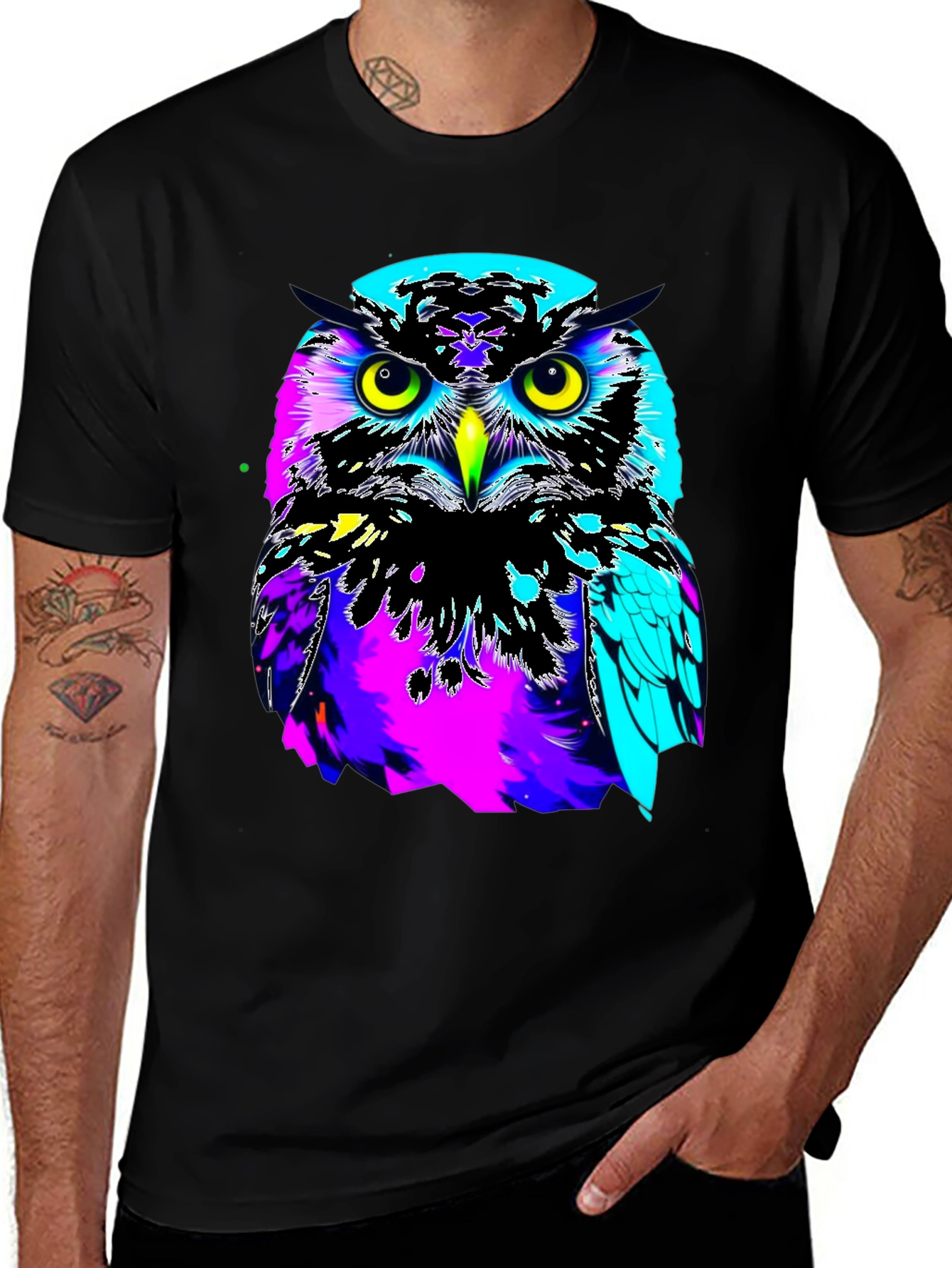 Vibrant Owl Graphic Black T-Shirt