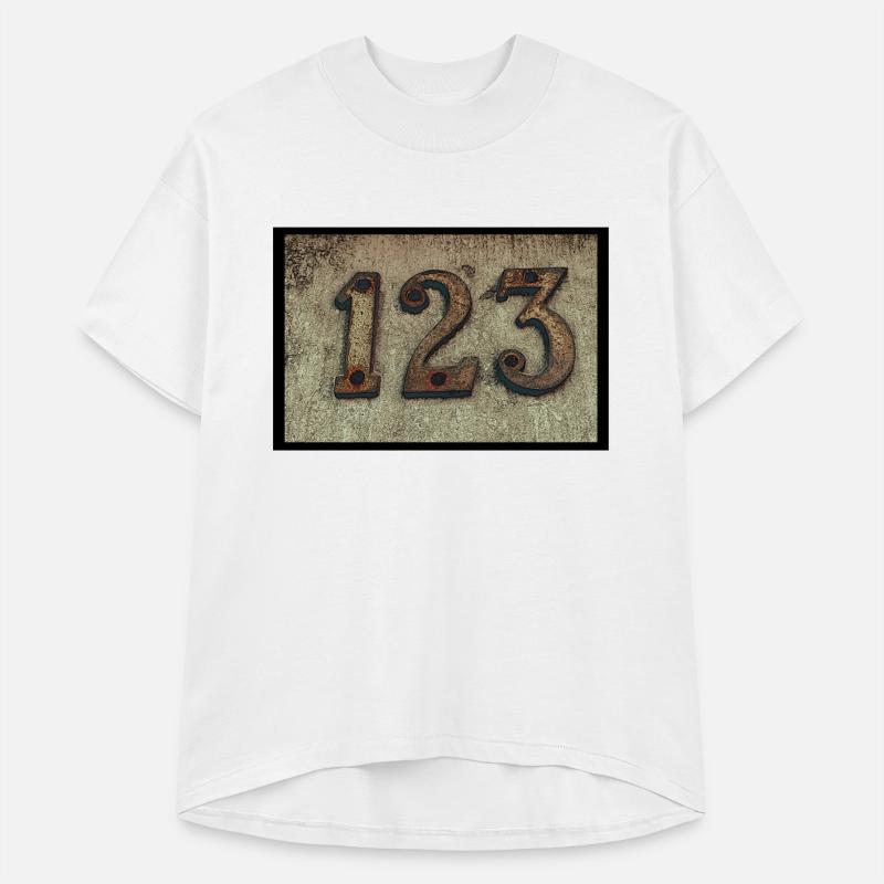 Numerical expression 123 with a black frame.