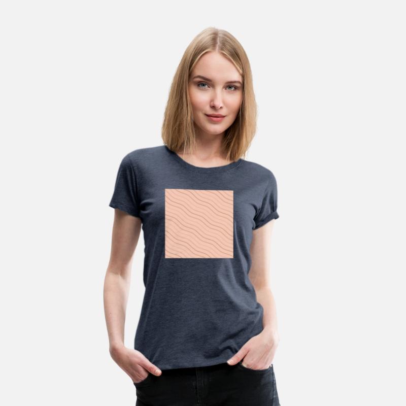 Peach and Brown Wavy Line Pattern Design